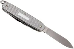Victorinox Pioneer X Argent 0.8231.26 Couteau Suisse 13 Victorinox Pioneer X Argent 0.8231.26 Couteau Suisse -Magasin De Couteaux VT0 8231 26 05 victorinox pioneer x vt0 8231 26 05