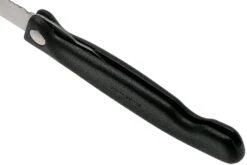 Victorinox SwissClassic Couteau à Légumes Pliant Dentelé Noir, 6.7833.FB 13 Victorinox SwissClassic Couteau à Légumes Pliant Dentelé Noir, 6.7833.FB -Magasin De Couteaux VT6 7833 FB 05 victorinox